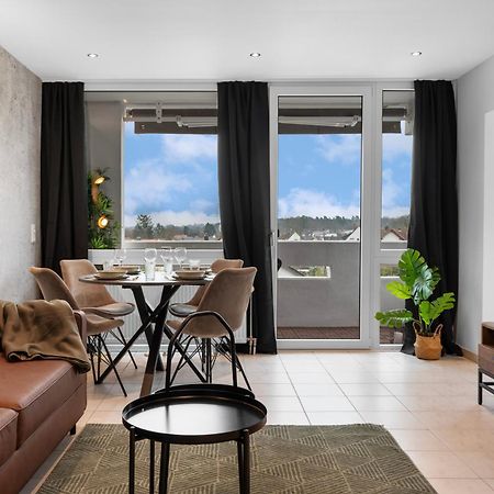Urban Jungle Industrial Parkplatz Balkon Business Apartment Dreieich Luaran gambar
